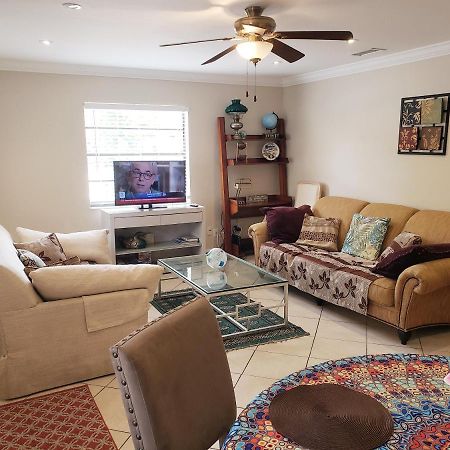 Villa Ocean Vacation Breeze à Lantana Extérieur photo