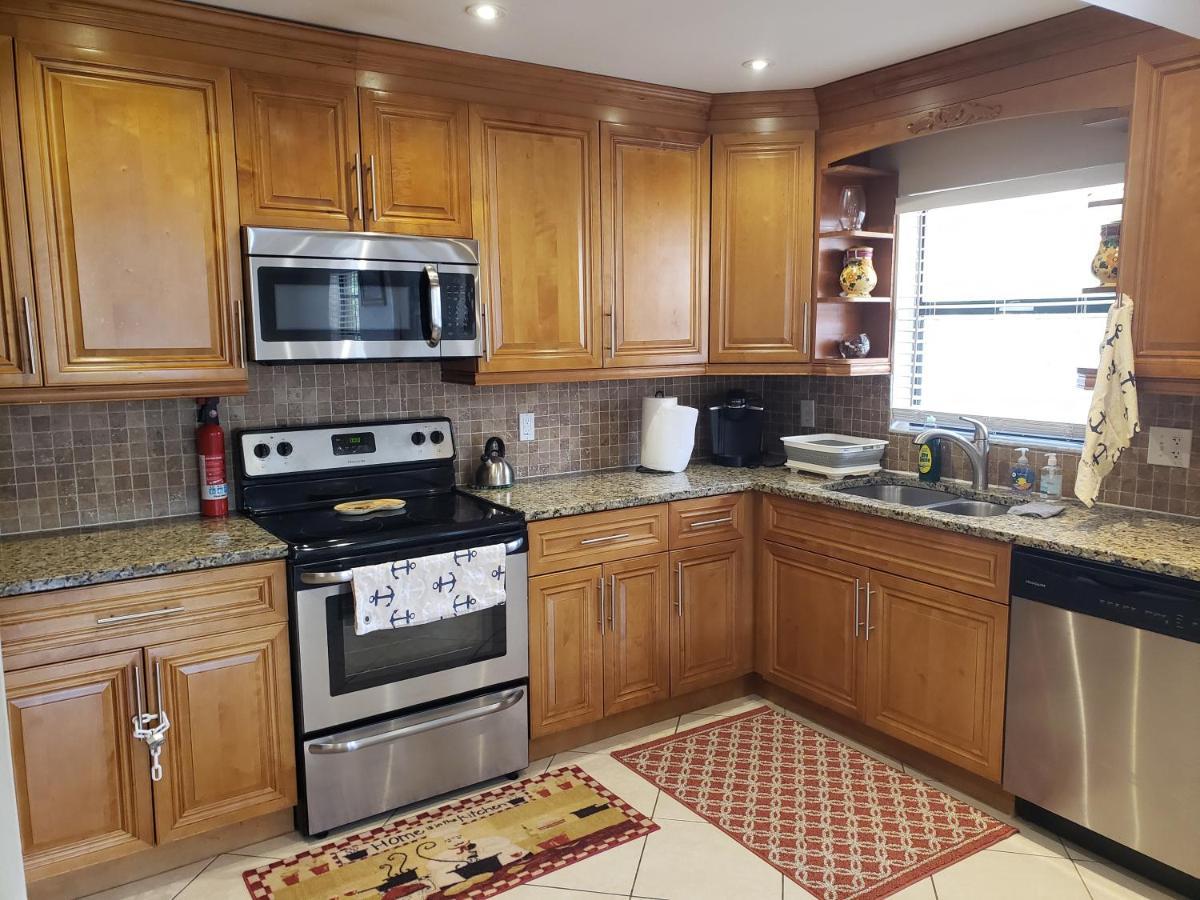 Villa Ocean Vacation Breeze à Lantana Extérieur photo