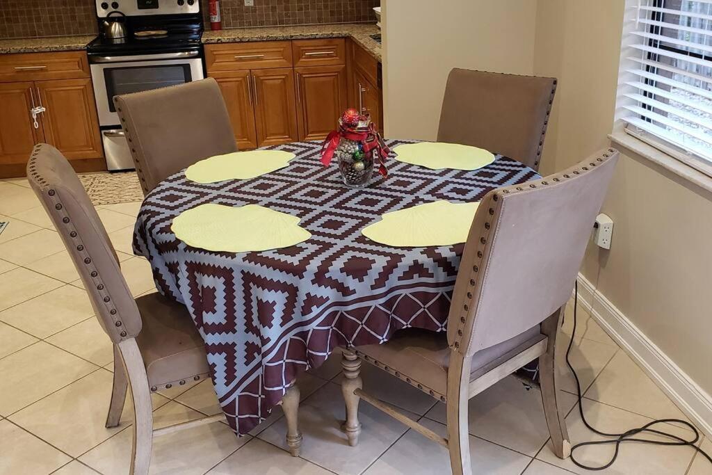 Villa Ocean Vacation Breeze à Lantana Extérieur photo