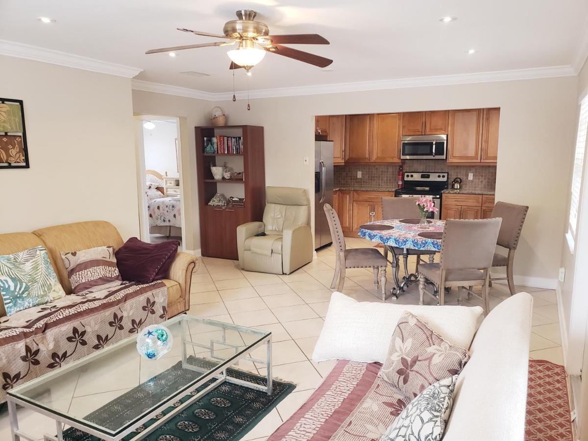 Villa Ocean Vacation Breeze à Lantana Extérieur photo