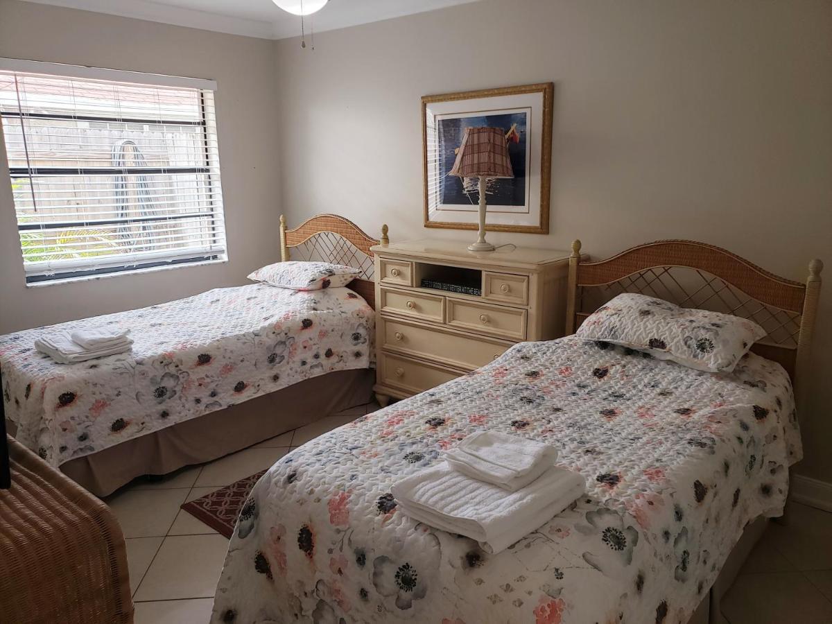 Villa Ocean Vacation Breeze à Lantana Extérieur photo